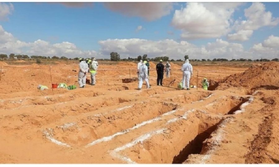 Libya'da okul bahçesinde toplu mezar bulundu: 42 ceset çıkarıldı