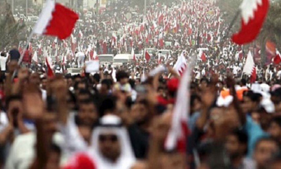 Bahreynliler Al-i Halife Rejiminin sahte seçimlerini protesto etti