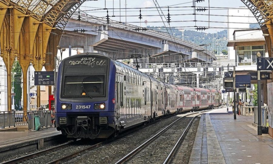 AB'nin 18 yaşındaki gençlere vereceği 35 bin tren bileti için yarın son gün