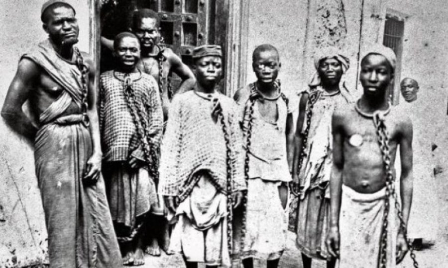 Batılılar, Afrika'ya sadece sömürgeciliği değil, 'ırka dayalı' ayrımcılığı da getirdi