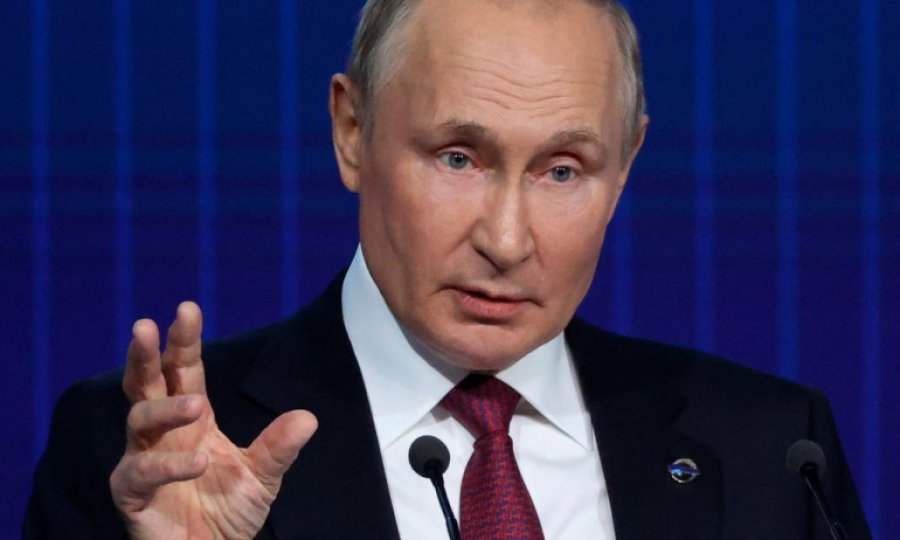 Putin: Batı Ukrayna’da kirli bir oyun oynuyor