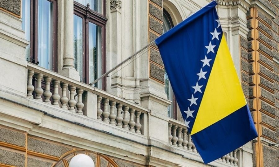 Bosna Hersek'teki Avrupa Birliği Barış Gücü Misyonu'nun görev süresi 1 yıl uzatıldı