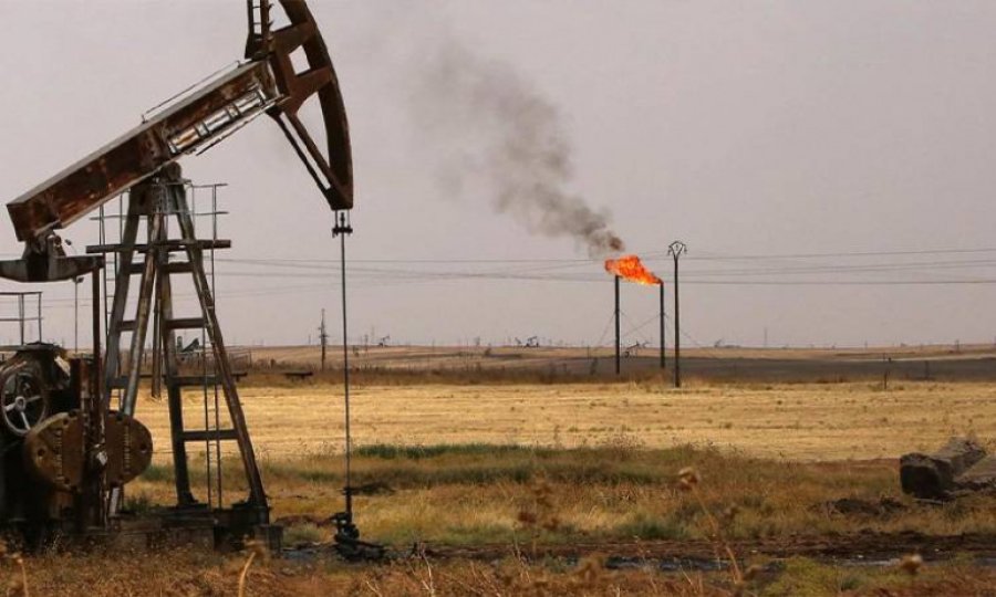 Reuters: Türkiye Suriye'deki petrol kuyularını bombaladı