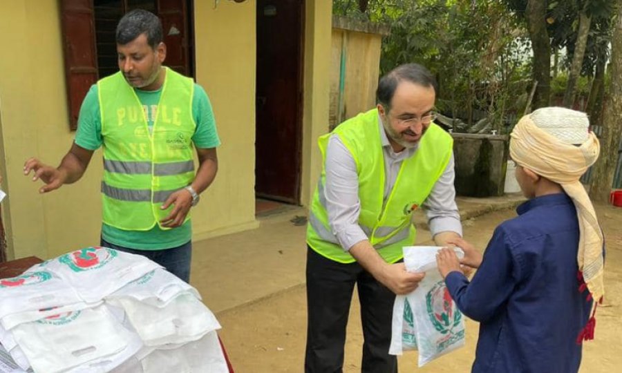 Avrupa Yetim-Der, zor şartlar altındaki Arakanlı mazlum ve mültecileri yalnız bırakmıyor