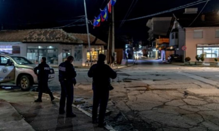 AB ile ABD'den Kosova'da itidal çağrısı