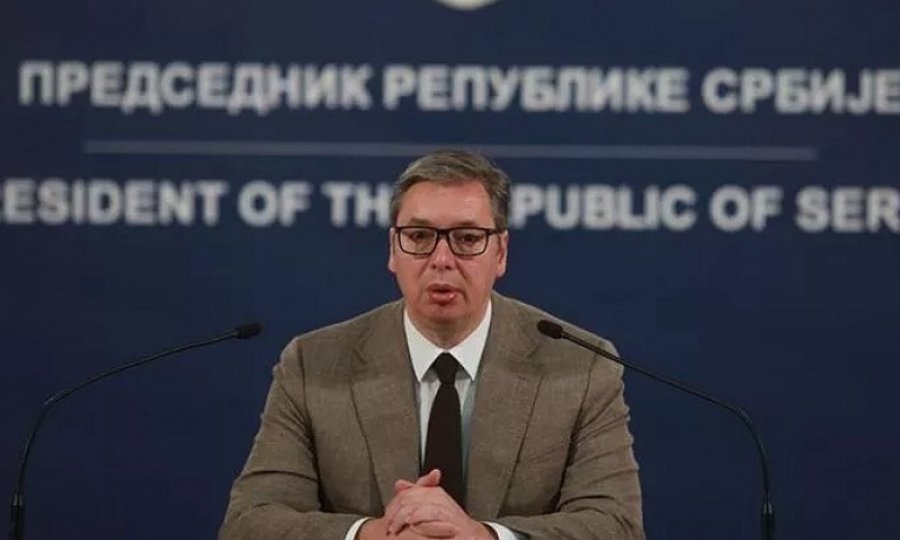 Kosova-Sırbistan gerilimi: Cumhurbaşkanı Vucic barikatların bugün kaldırılacağını duyurdu