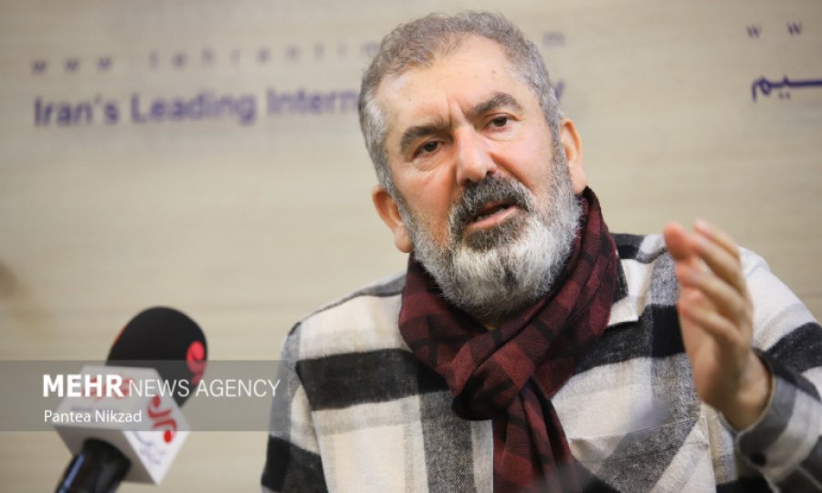 İran İslam Cumhuriyeti'ni orijinal yapan şey getirdiği siyasal sistemdir