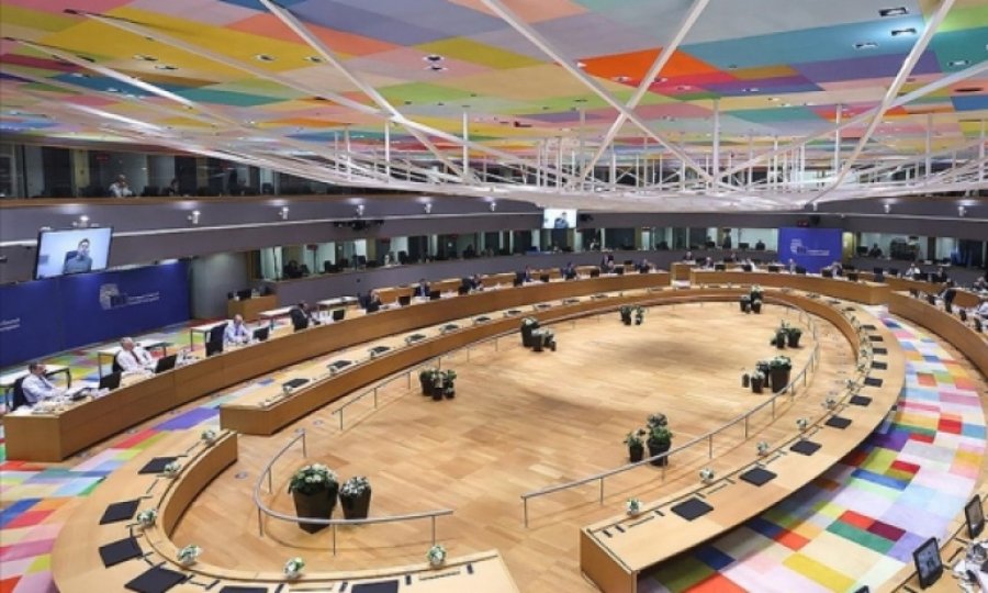 AB liderleri, Rusya-Ukrayna krizi gündemiyle yarın toplantı yapacak