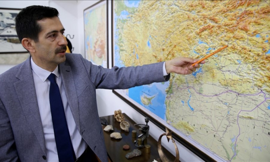 Depreme karşı yapılaşmada coğrafi özelliklere dikkat edilmesi uyarısı