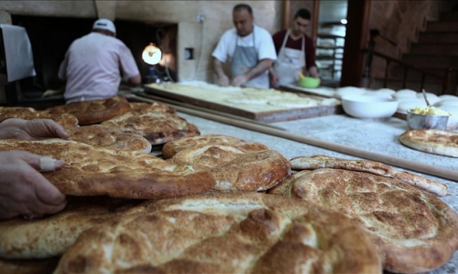 Ramazan pidesi ustaları yoğun mesaide