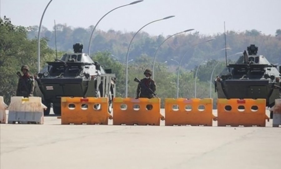 Myanmar'da darbe yönetiminden yeni adım
