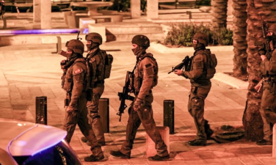 Irkçı İsrail güçleri biri 17 yaşında 2 Filistinliyi şehit etti