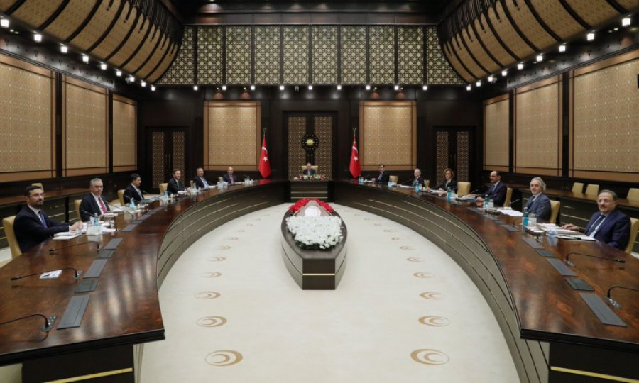 Kabine bugün toplanıyor: Ana gündem 3600 ek gösterge