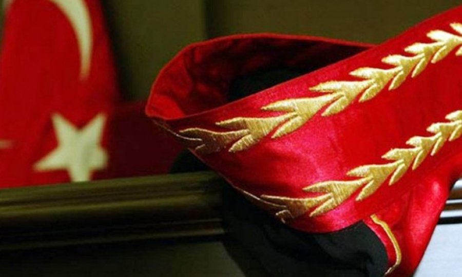 Binlerce hâkim ve savcının görev yeri değişti