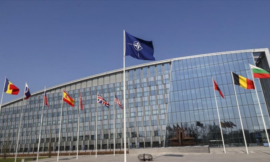 NATO'nun 300 bin kişilik kuvvetinin gelecek yıla kadar hazır olması planlanıyor