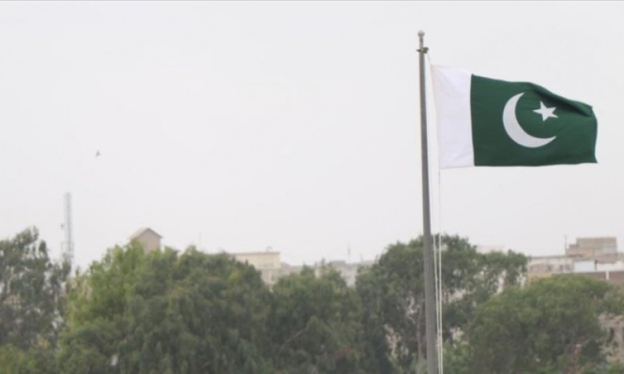 Pakistan derinleşen enerji krizine çözüm arıyor