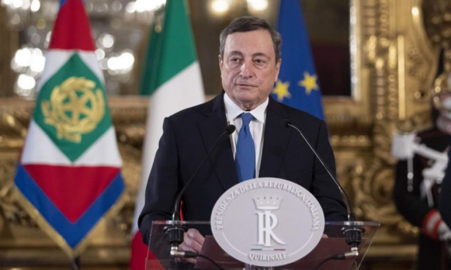 İtalya'da hükümet dağıldı: Başbakan Draghi'nin istifası kabul edilmedi