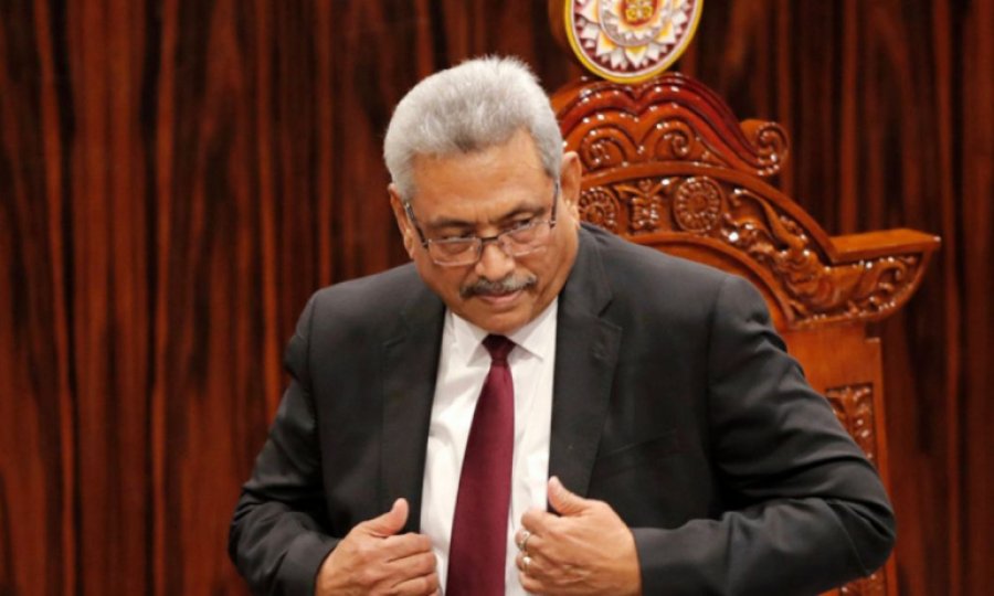 Sri Lanka'da sular durulmuyor: Devlet Başkanı Rajapaksa ülkeyi terk etti