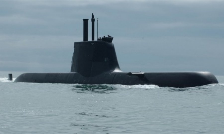 İngilizlerden nükleer deniz altı hamlesi