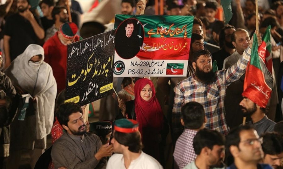 Pakistan'da erken seçim tartışmaları yeniden alevlendi