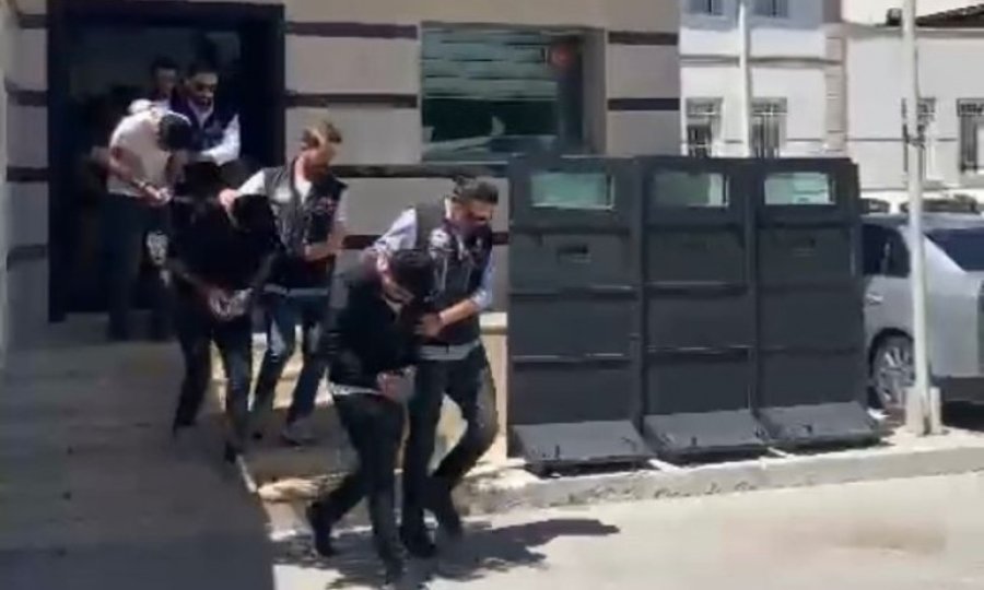 Savcı uyuşturucu baronu Polisler ise kurye çıktı