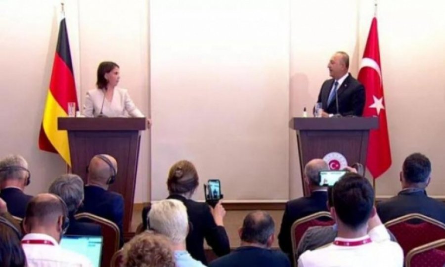 Çavuşoğlu ile Alman mevkidaşı arasında Kavala ve Yunanistan gerilimi