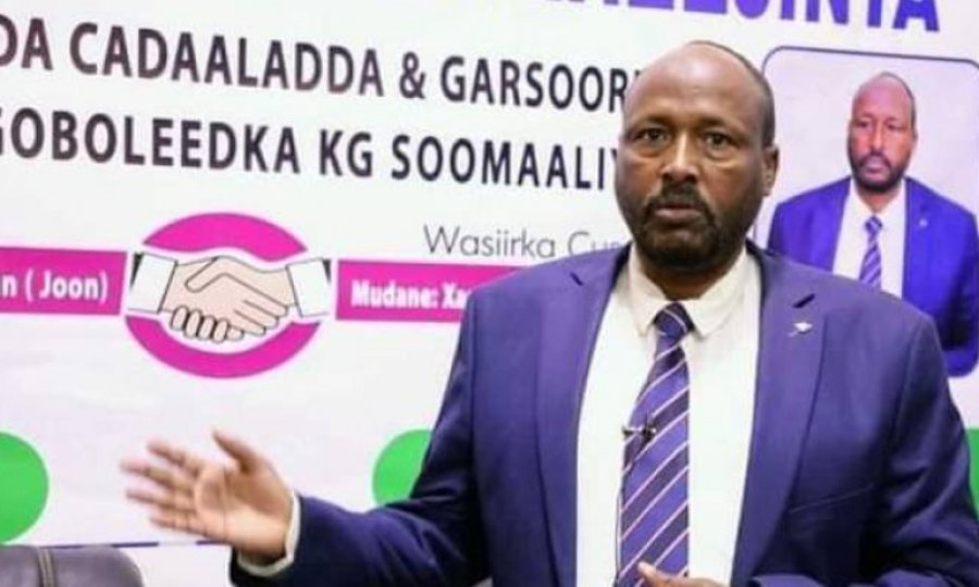 Somali'nin güneyinde adalet bakanı bombalı saldırıda öldü