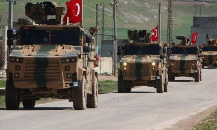 Türkiye Suriye'nin kuzeyindeki 2 üssünden çekildi