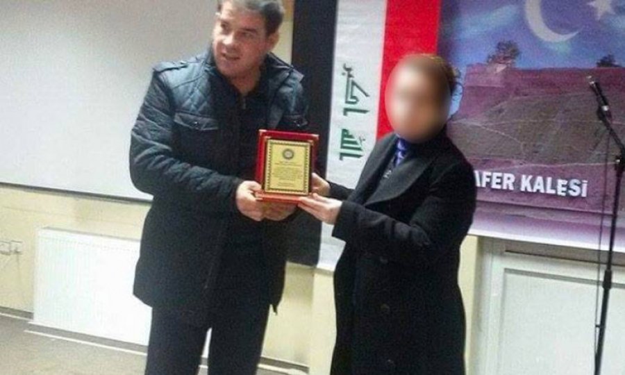 IŞİD halifesinin abisine Gazi Üniversitesi'nde plaket verilmiş!