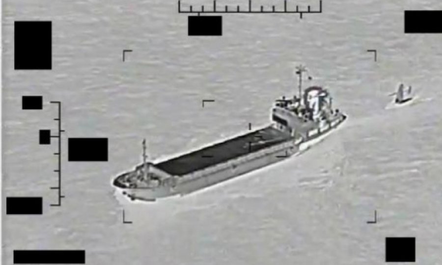 İran, ABD'ye ait iki insansız deniz aracını alıkoydu