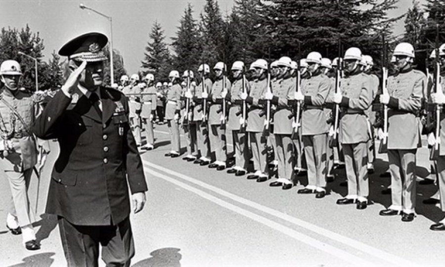ABD: 12 Eylül'ü yapan askeri liderleri iyi tanıyoruz, endişeye gerek yok!