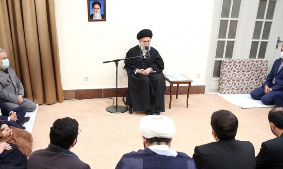 Ayetullah Hamanei, İslami Tebliğ Kurumu yetkilileri ile görüştü