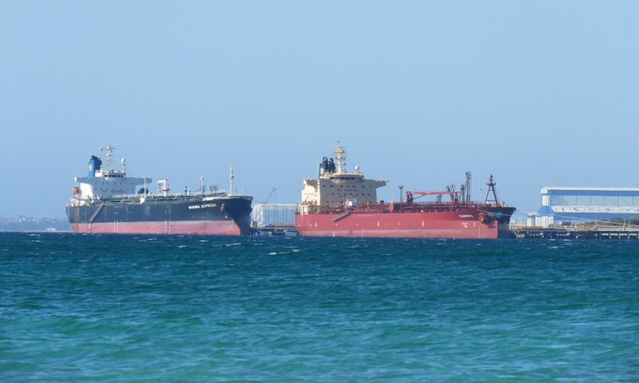 İsrail'e petrol taşıyan tanker İstanbul'da görüntülendi!