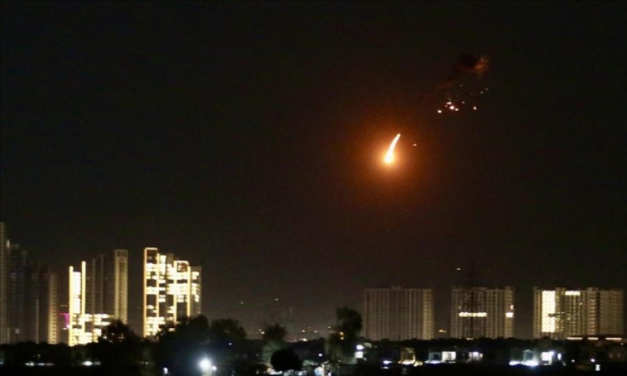 ABD, Irak'ta ateş altında kalan personelini tahliye etmekte zorlanıyor 
