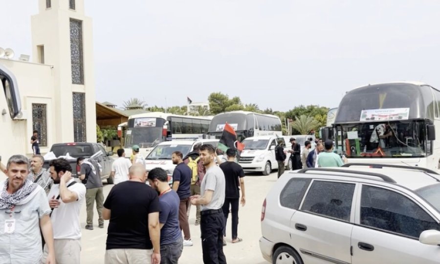 Küresel Sumud Filosu konvoyu, Sirte'de bekliyor